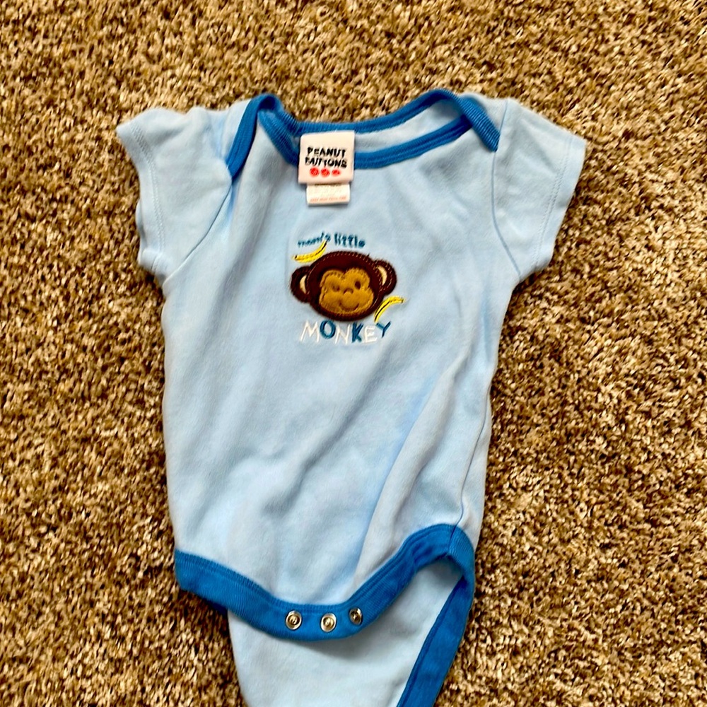 NWOT never worn onsie